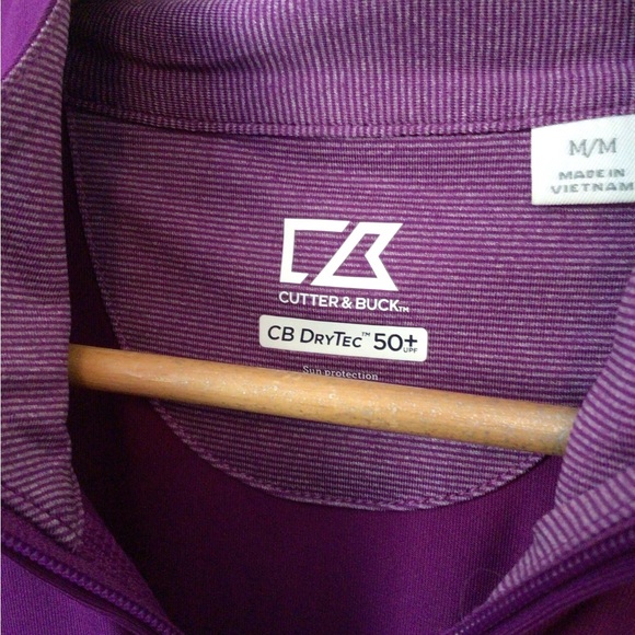 Cutter & Buck woman’s sport zip up very lightweight jacket. Size medium. - Picture 3 of 4